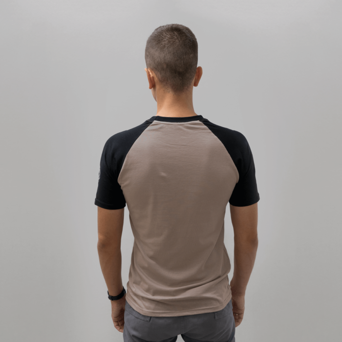 Карточка_футболка_Мощный-20202